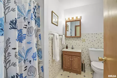 601 E Menard St, Riverton, IL 62561 photo 31
