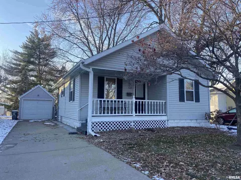509 N 29th St, Quincy, IL 62301