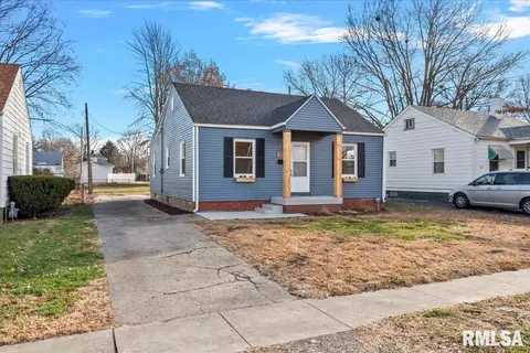 1036 N Bond St, Springfield, IL 62702 photo 2