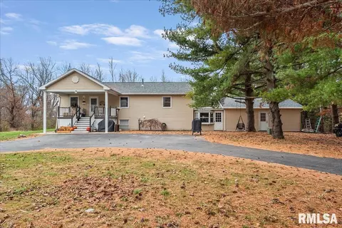 4182 Cessna Ln, Springfield, IL 62707