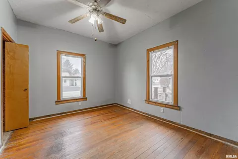 1010 Sheldon St, Cornland, IL 62519 photo 8