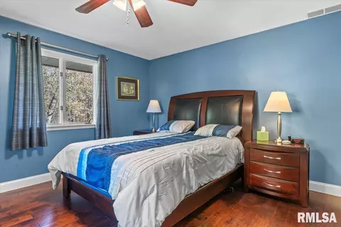 Bedroom - 237 S State St, Greenview, IL 62642 photo 1 of 10