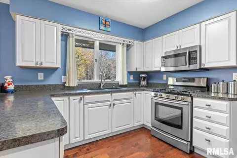 Kitchen - 237 S State St, Greenview, IL 62642 photo 1 of 5