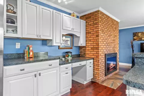 Kitchen - 237 S State St, Greenview, IL 62642 photo 5 of 5
