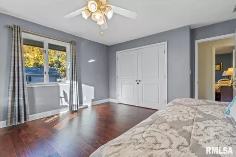 Bedroom - 237 S State St, Greenview, IL 62642 photo 10 of 10