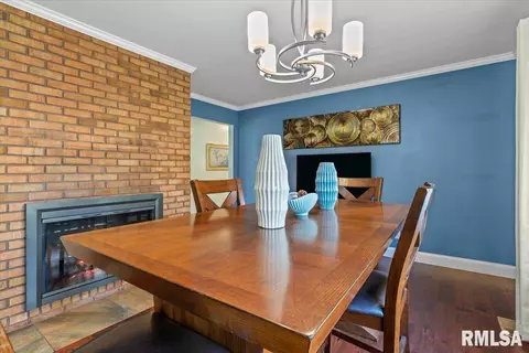 Dining - 237 S State St, Greenview, IL 62642 photo 4 of 4