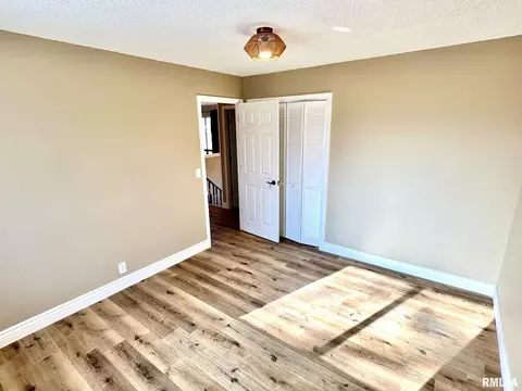 14 Groton Dr, Springfield, IL 62702 photo 12