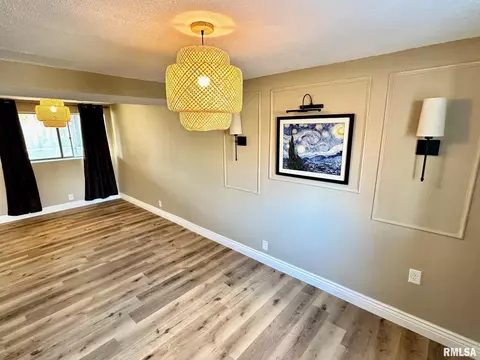 14 Groton Dr, Springfield, IL 62702 photo 18