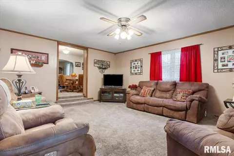 2925 S 14th St, Springfield, IL 62703 photo 5