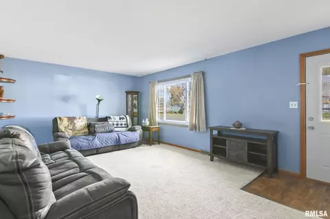 95 Delmar Dr, Springfield, IL 62703 photo 5