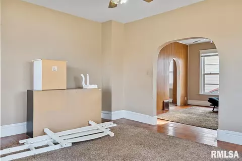 422 N Klein St, Springfield, IL 62702 photo 9