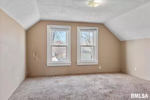 422 N Klein St, Springfield, IL 62702 photo 22