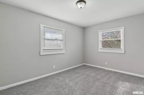 143 Pinehurst Dr, Springfield, IL 62704 photo 22