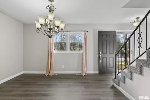 143 Pinehurst Dr, Springfield, IL 62704 photo 7