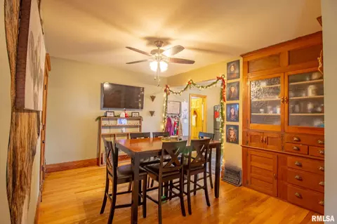 248 Academy St, Cameron, IL 61423 photo 7