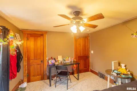 248 Academy St, Cameron, IL 61423 photo 27