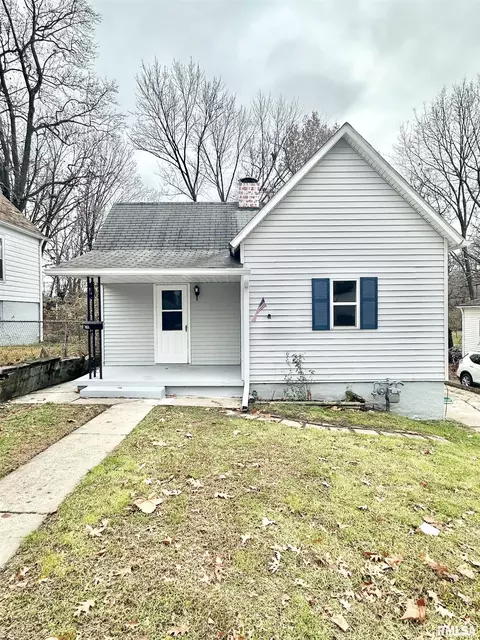 610 W Carpenter St, Springfield, IL 62702