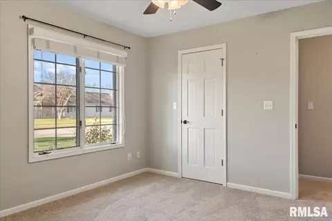 2004 Burgess Dr, Springfield, IL 62711 photo 31