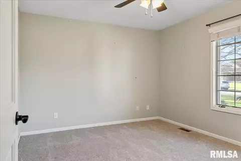 2004 Burgess Dr, Springfield, IL 62711 photo 30