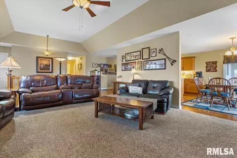 1197 Kamm Rd, Springfield, IL 62707 photo 10