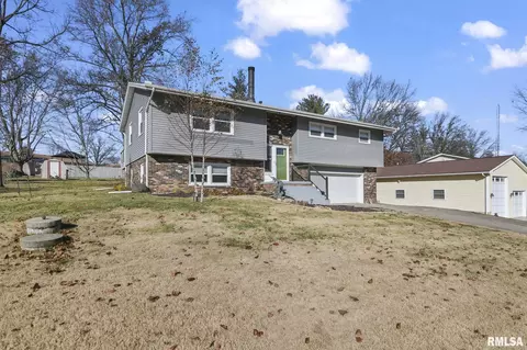 19 Marquette Rd, Springfield, IL 62712 photo 3