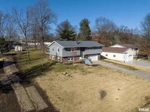 19 Marquette Rd, Springfield, IL 62712 photo 5