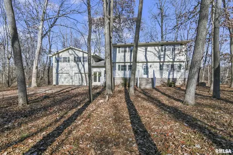 101 Sumner Ln, Springfield, IL 62707