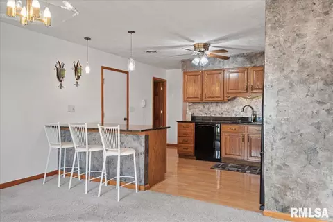 121 Davinci Dr, Springfield, IL 62703 photo 9
