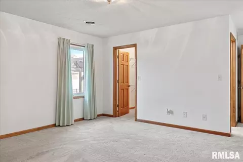 121 Davinci Dr, Springfield, IL 62703 photo 15