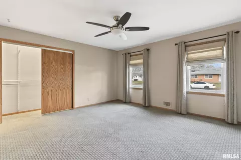 2120 Blackhawk Rd, Springfield, IL 62702 photo 13
