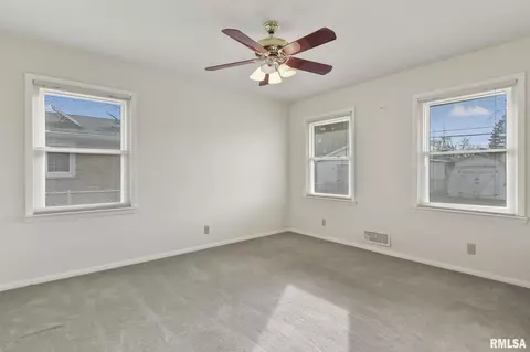 2120 Blackhawk Rd, Springfield, IL 62702 photo 18