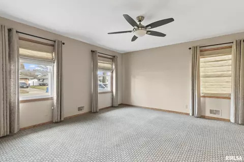 2120 Blackhawk Rd, Springfield, IL 62702 photo 14