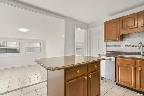 3193 W Aire Rd, Springfield, IL 62707 photo 12