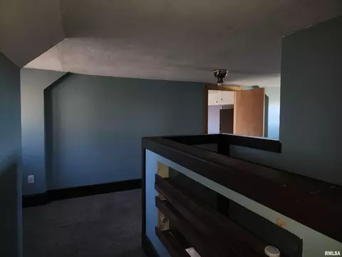 205 N County Road 480, Sutter, IL 62373 photo 11