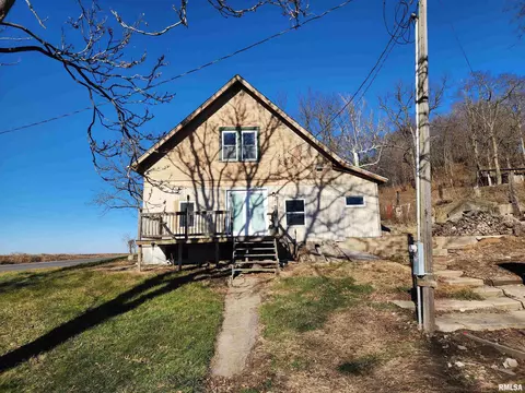 205 N County Road 480, Sutter, IL 62373