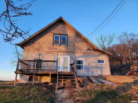 205 N County Road 480, Sutter, IL 62373 photo 2