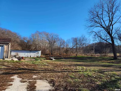 205 N County Road 480, Sutter, IL 62373 photo 24