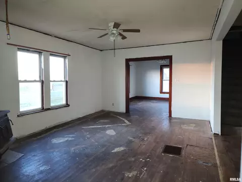 205 N County Road 480, Sutter, IL 62373 photo 14