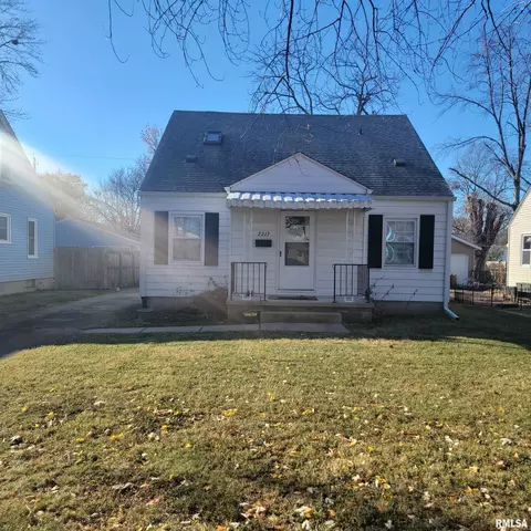2217 S College St, Springfield, IL 62704