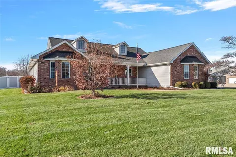 6801 Ironwood Dr, Springfield, IL 62712 photo 2
