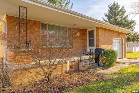 313 N Scott St, Mount Pulaski, IL 62548