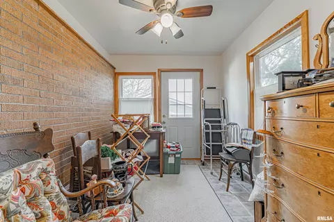 313 N Scott St, Mount Pulaski, IL 62548 photo 11