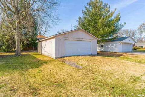 313 N Scott St, Mount Pulaski, IL 62548 photo 27