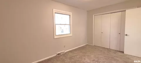 2437 Delaware Dr, Springfield, IL 62702 photo 24