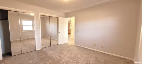 2437 Delaware Dr, Springfield, IL 62702 photo 19