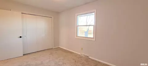 2439 Delaware Dr, Springfield, IL 62702 photo 24