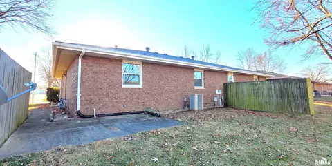 2439 Delaware Dr, Springfield, IL 62702 photo 30