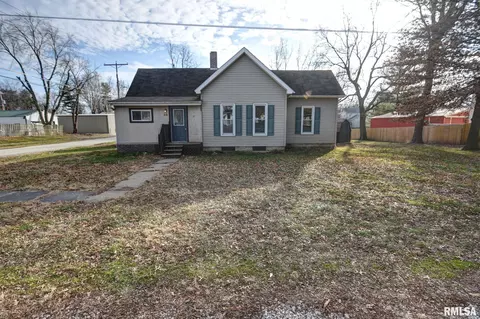 115 E Lincoln Ave, Edinburg, IL 62531