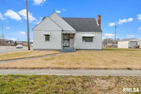 2667 S 7th St, Springfield, IL 62703 photo 2