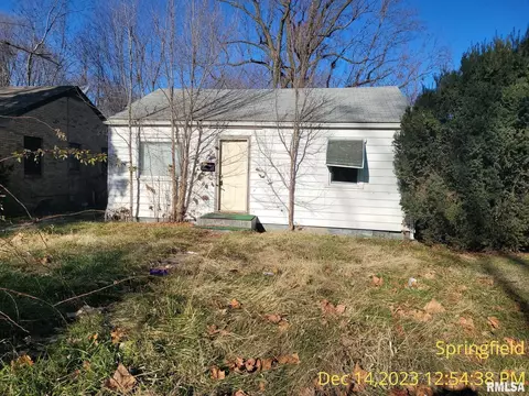2265 E Laurel St, Springfield, IL 62703 photo 3